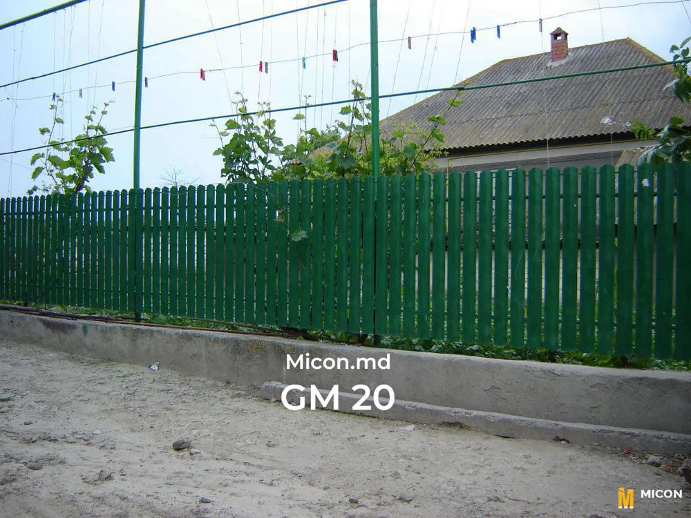 Garduri din ștachetă metalică · GM 20