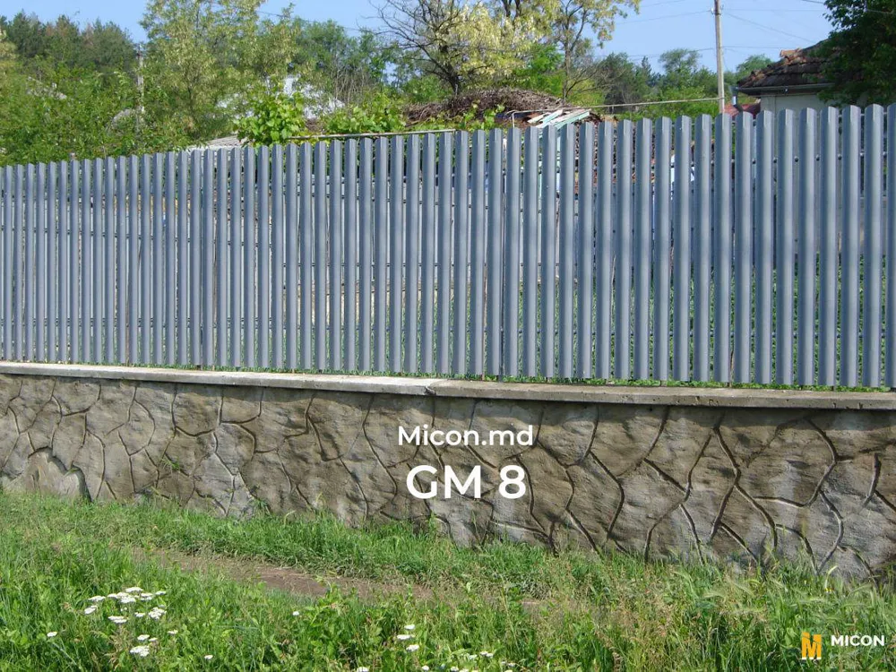 Garduri din ștachetă metalică · GM 8