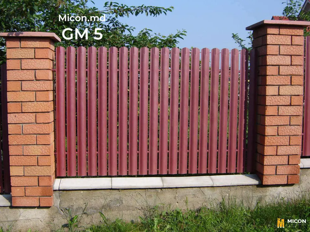 Garduri din ștachetă metalică · GM 5