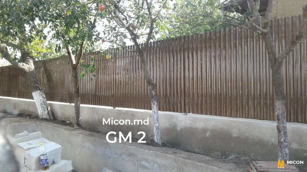 Garduri din ștachetă metalică · GM 2