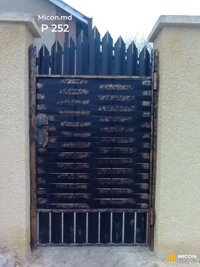Porți · P252