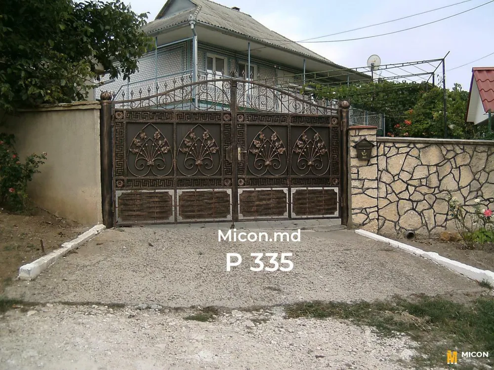 Porți · P335