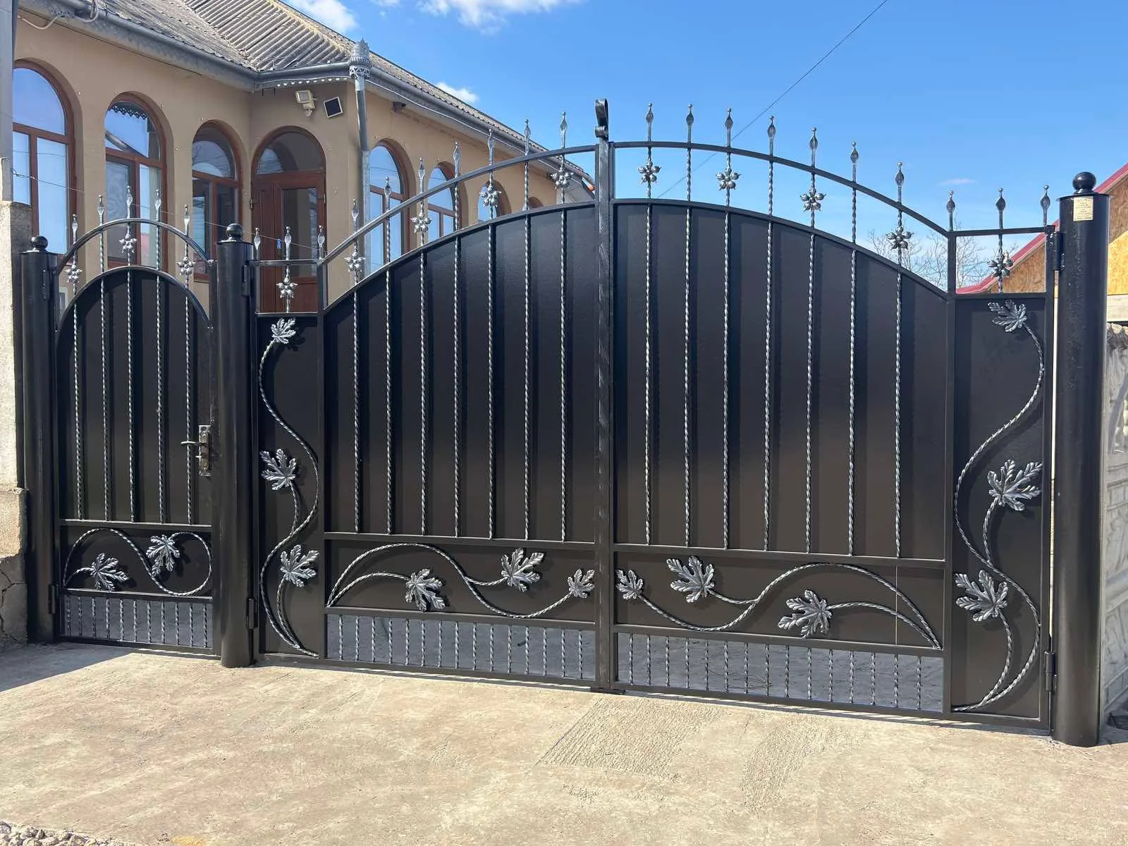 Porți P14