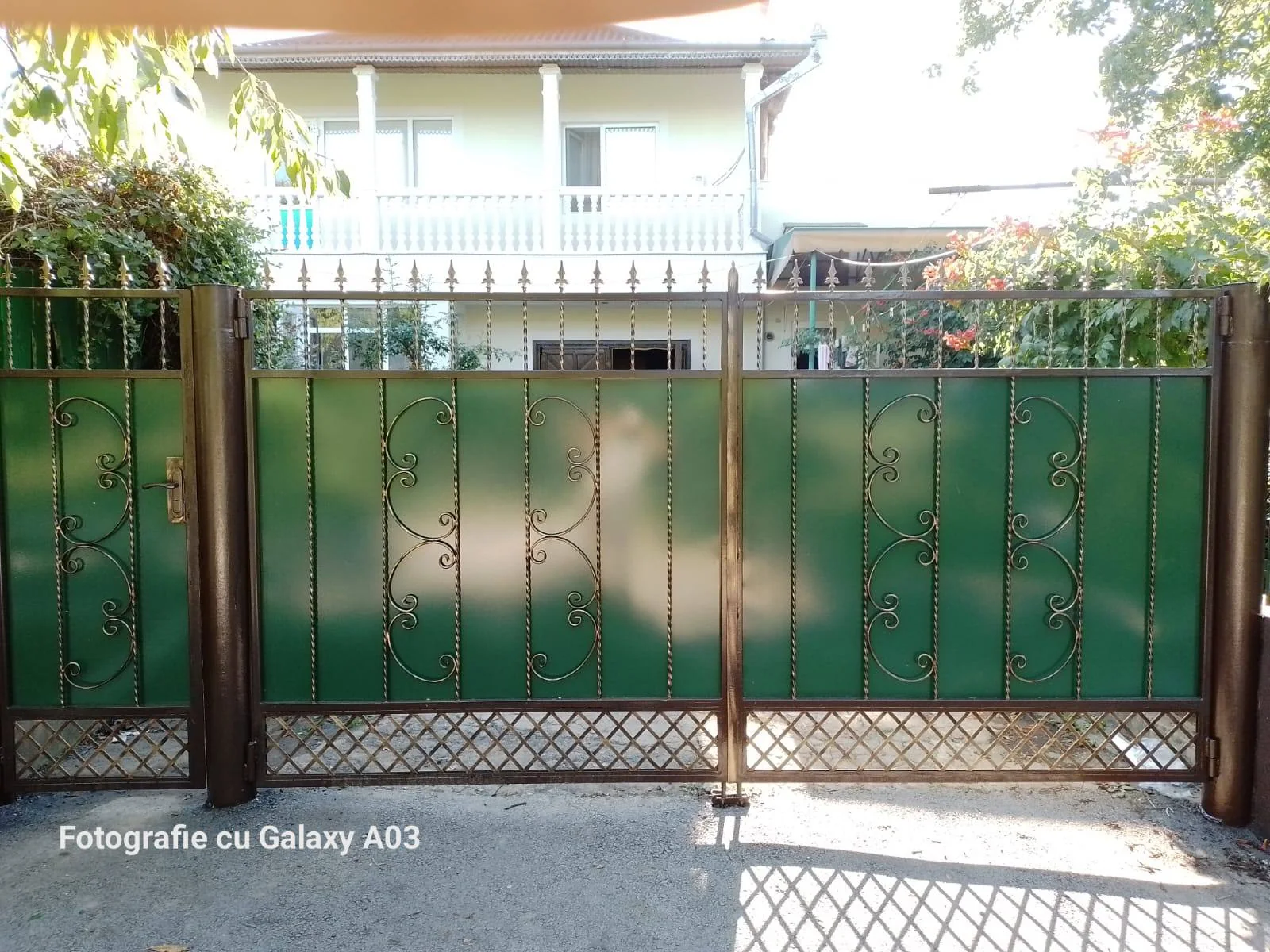 Porți P168