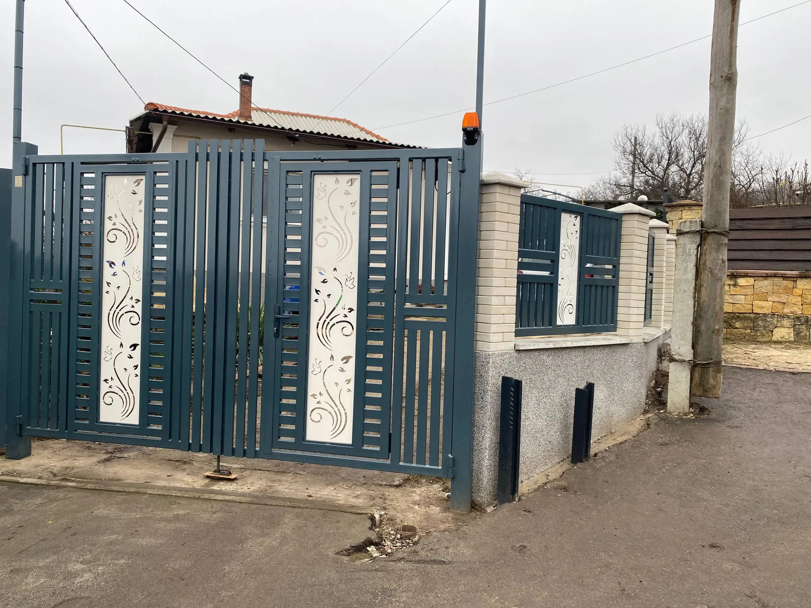 Porți P177