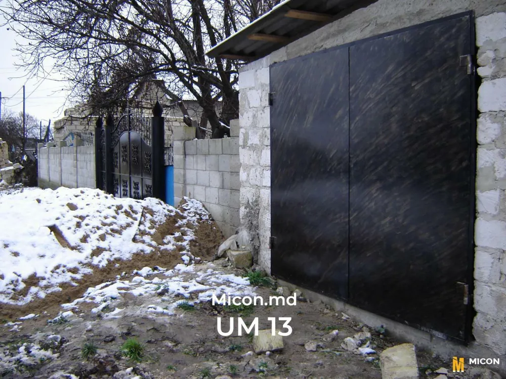 Uși din metal · UM 13