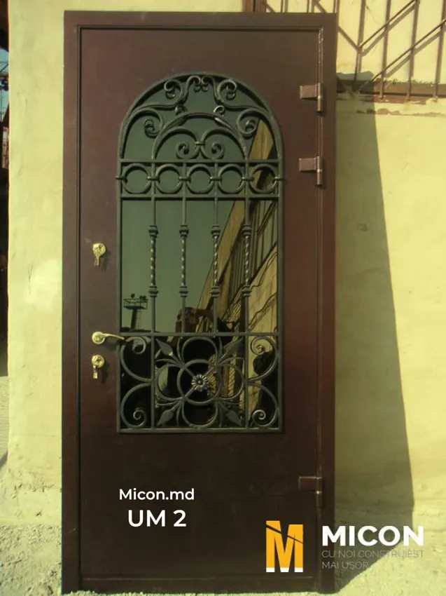 Uși din metal · UM 2