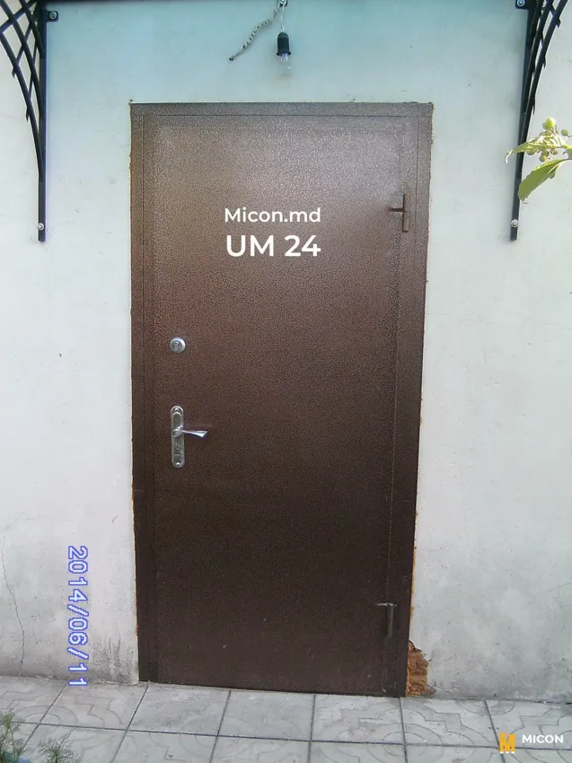 Uși din metal · UM 24